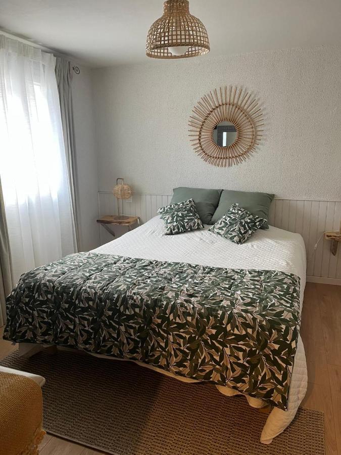 Chambres D'Hotes Marylou Valensole Exterior photo