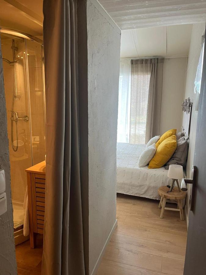 Chambres D'Hotes Marylou Valensole Exterior photo