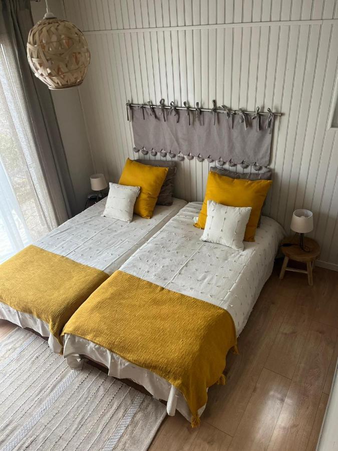 Chambres D'Hotes Marylou Valensole Exterior photo