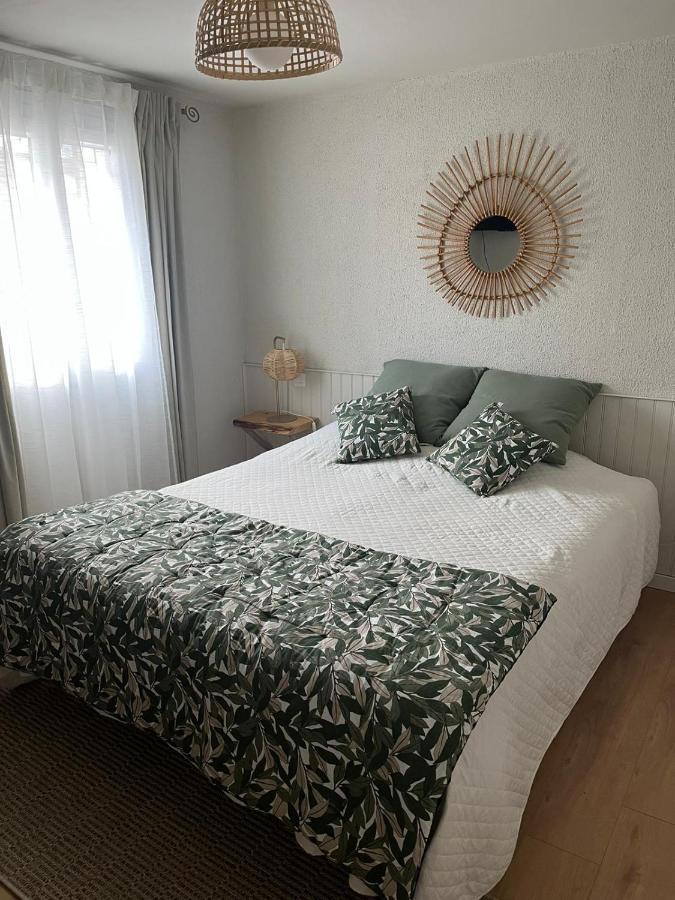 Chambres D'Hotes Marylou Valensole Exterior photo